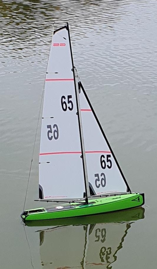 Dragonforce 65 yacht