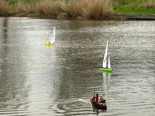 Christmas-Cracker-2025-3